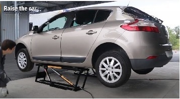 Verbeter uw auto onderhoud ervaring met L750HL Quick Lift Mobile Car Jack in 50s